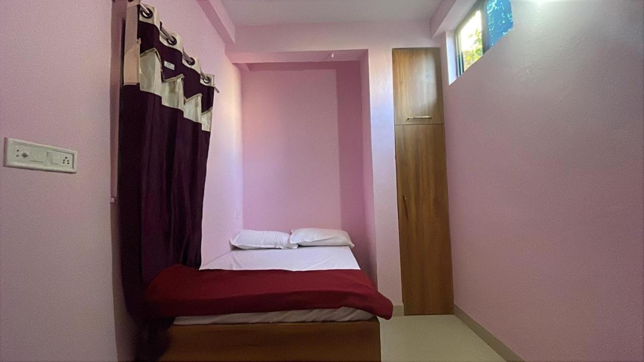 Naikhomestay Homestay *